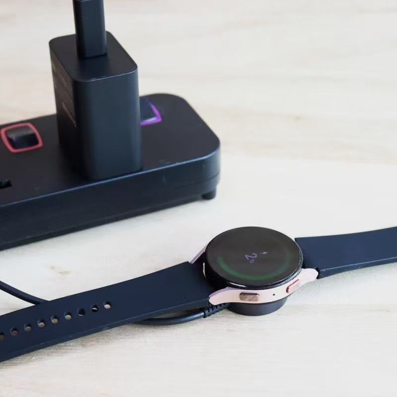 Dok Pengisi Daya Portabel Nirk - Wireless Charger Watch ulasan dan harga